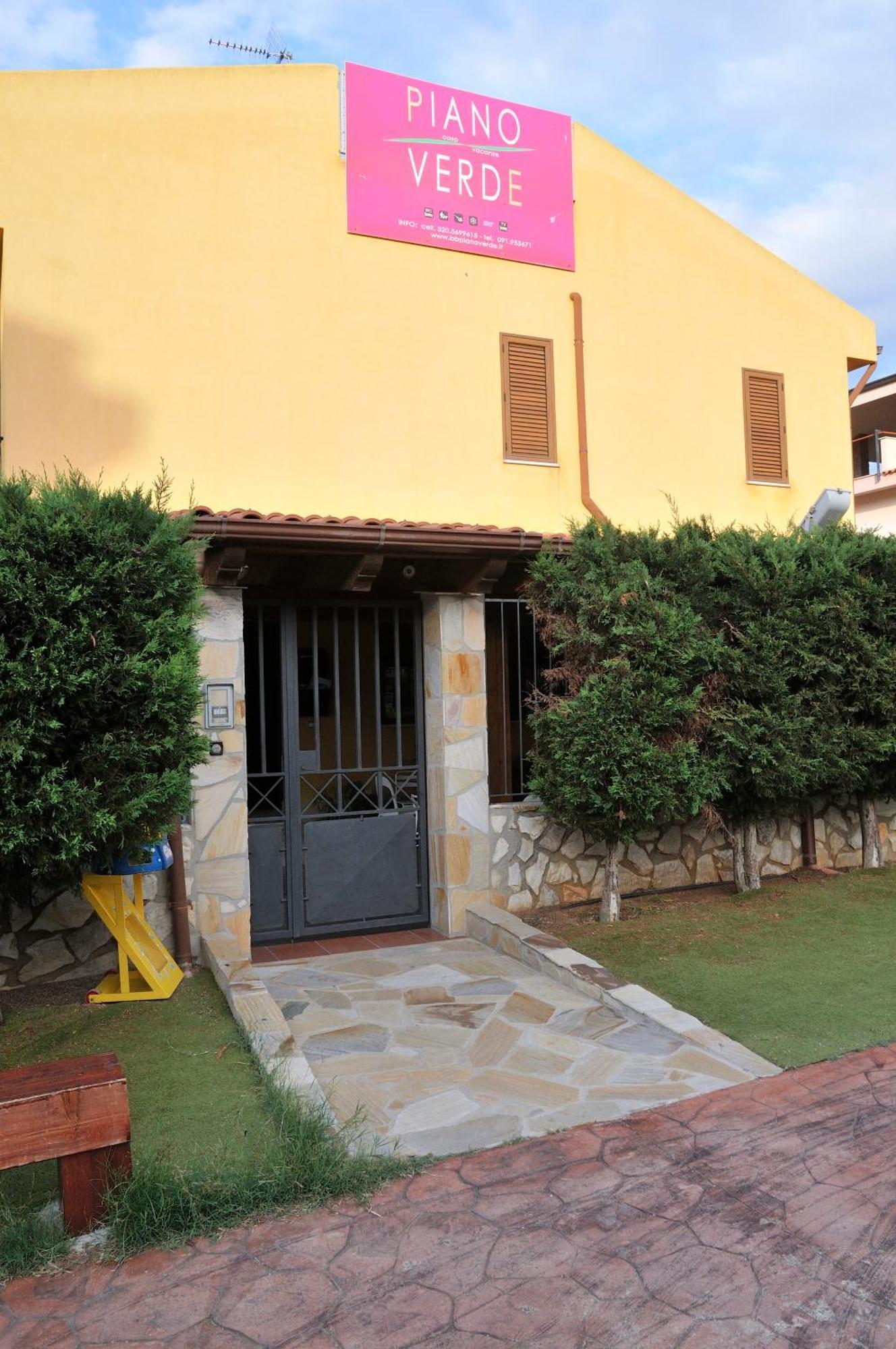 Piano Verde Casa Vacanze Bed & Breakfast Casteldaccia Exterior photo
